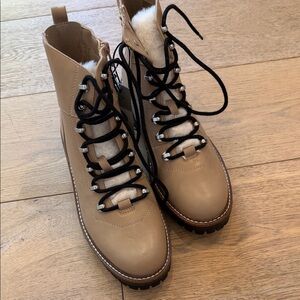 Universal Thread Beige Lace-Up Women's Boots